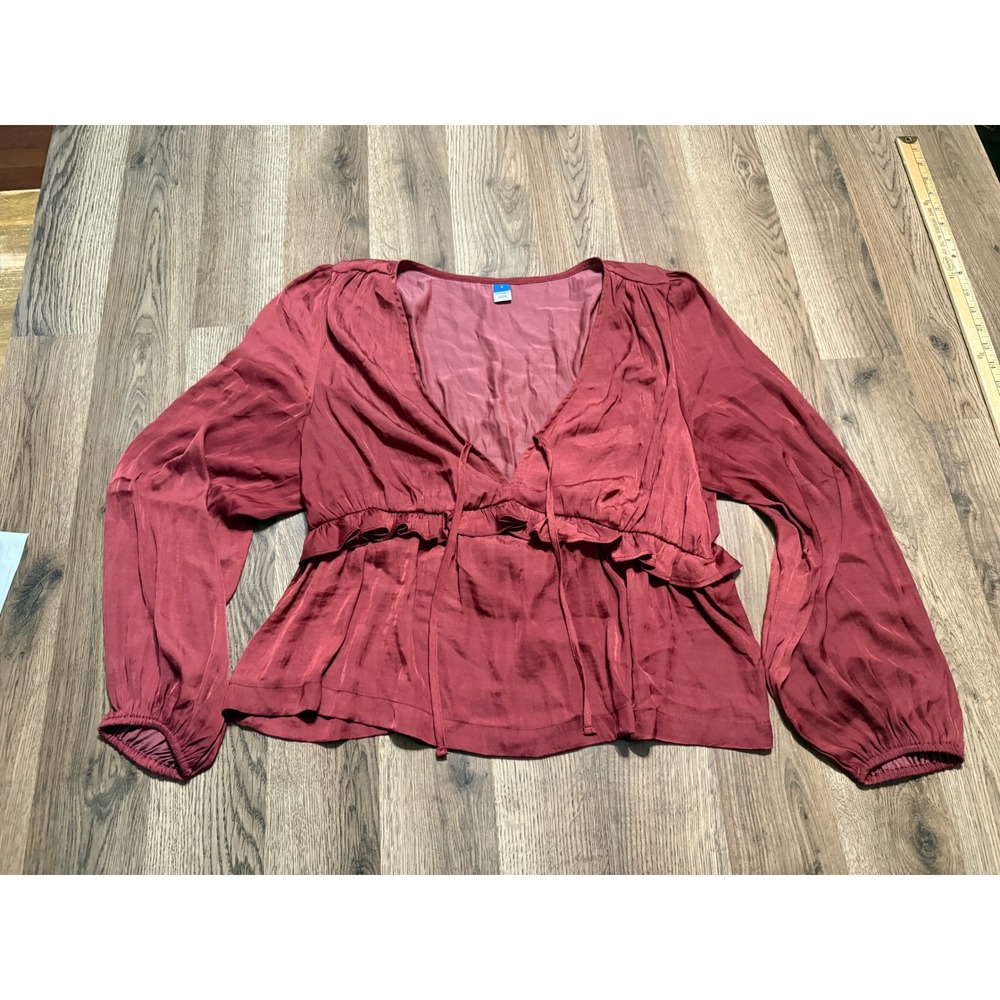 Old Navy Shirts Women Size L Burgundy Top V-Neck Ruffle Peplum Long Sleeve